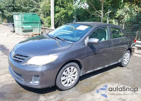 2013 Toyota Corolla Le z USA, uszkodzony, nr VIN 5YFBU4EE9DP158311